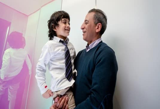 535x365-man-and-child